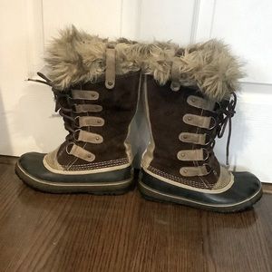 Sorel “Joan of Artic” Brown Faux Fur Winter Snow Boots size 7-waterproof